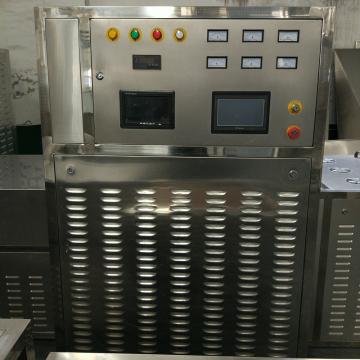Automatic continuous produce microwave baking roasting puffing machine